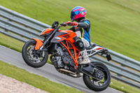 Castle-Combe-2019;PJ-Motorsport-Photography-2019;donington-no-limits-trackday;donington-park-photographs;donington-trackday-photographs;no-limits-trackdays;peter-wileman-photography;trackday-digital-images;trackday-photos